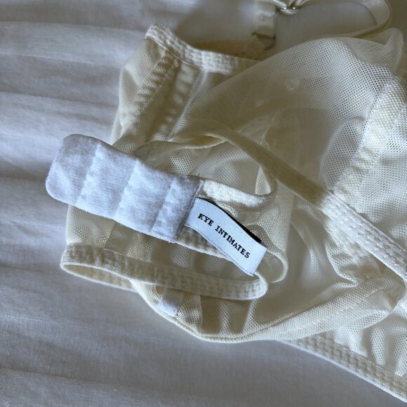 Kye Intimates Form Bra White Bone 2 Eres 32D/34C - Picture 5 of 6